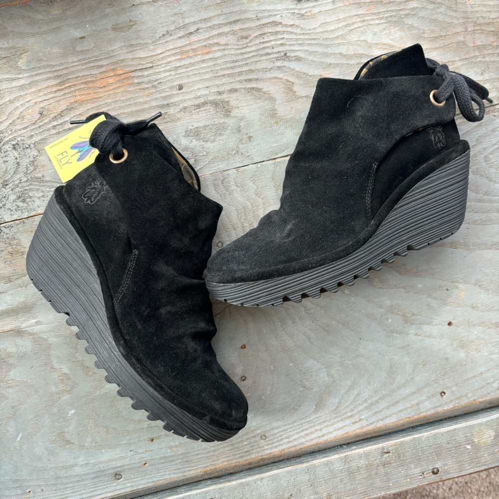 NWT Fly London suede wedge bootie | size 37